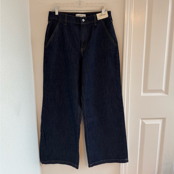 NWT Abercrombie & Fitch High Rise Wide Leg Trouser Jean in Rinse Wash - Picture 5 of 13